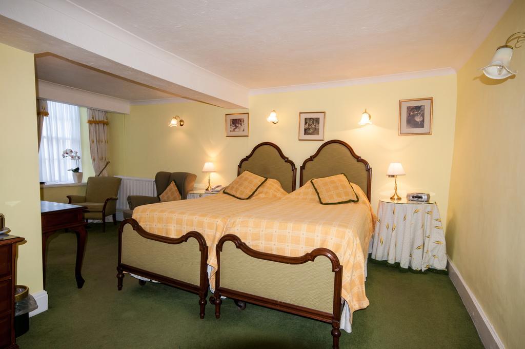 בומאריס Bishopsgate House Hotel מראה חיצוני תמונה