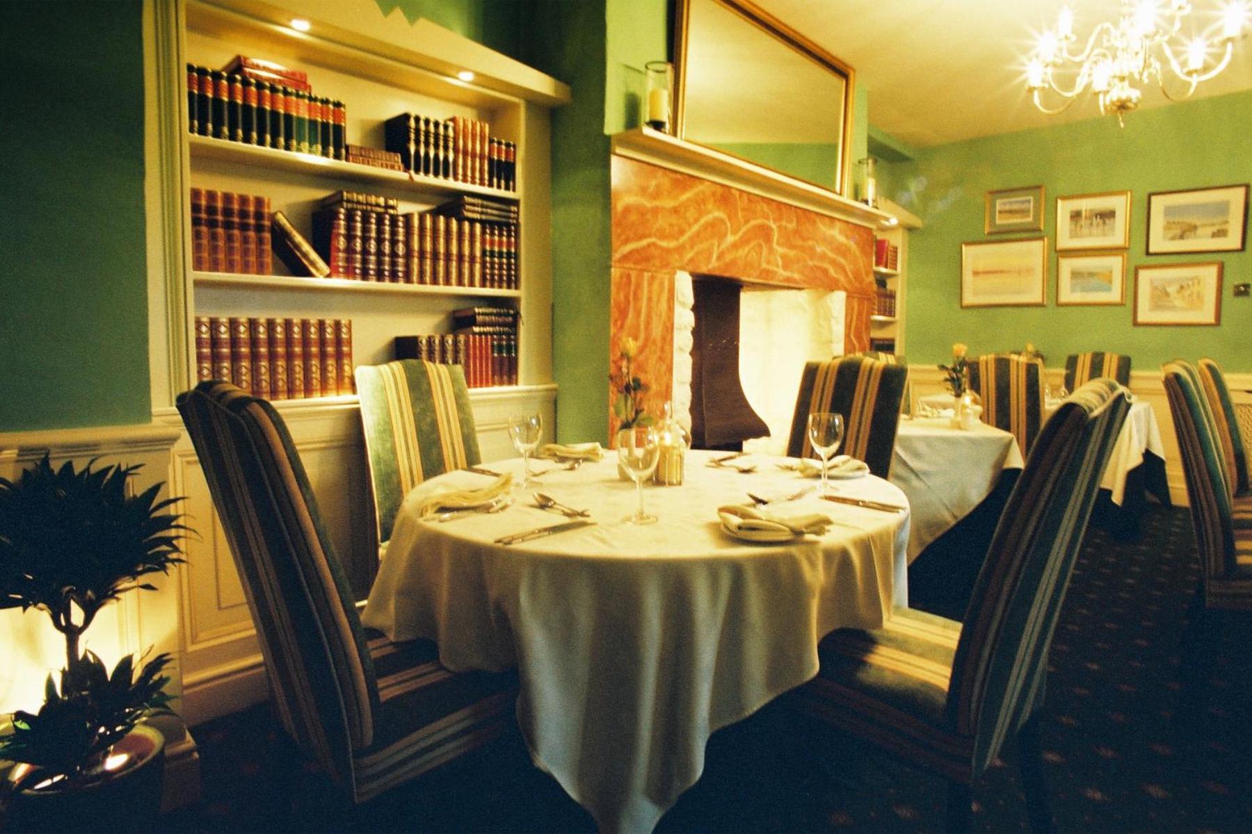בומאריס Bishopsgate House Hotel מראה חיצוני תמונה